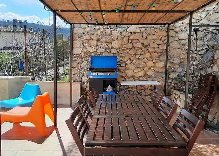 La Maison De Daniel - * Esparron-de-Verdon